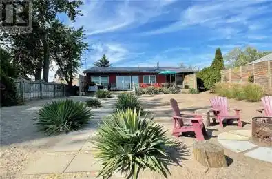 5 HASTINGS Drive Long Point Ontario N0E1M0