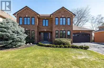 1036 MASTERS Green Oakville Ontario L6M2N7