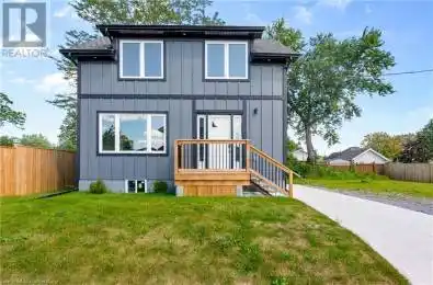 40 PARKVIEW Avenue Fort Erie Ontario L2A5L7