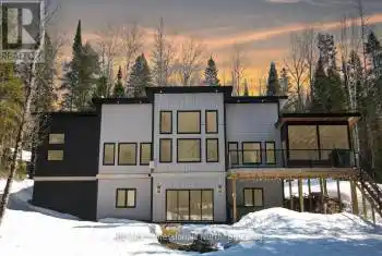 1086 Stothart Creek Road, Dysart et al (Dysart), Ontario K0M1S0, 4 Bedrooms Bedrooms, ,4 BathroomsBathrooms,All Houses,For Sale,Stothart Creek,X12028606