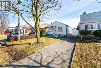 21 ACORN Avenue, Toronto (Islington-City Centre West), Ontario M9B3P7, 2 Bedrooms Bedrooms, ,2 BathroomsBathrooms,All Houses,For Sale,ACORN,W12028339
