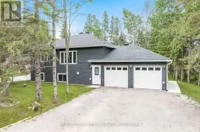 2082 Centre Avenue Severn (Ardtrea) Ontario L3V6H3