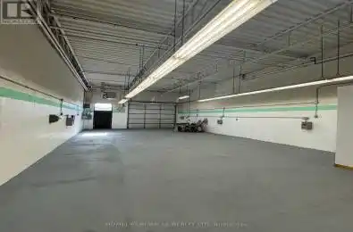 18 Regan Road Brampton (Northwest Sandalwood Parkway) Ontario L7A1C2