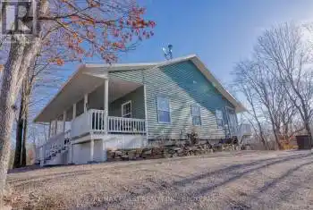 1208 Warrington Road, Central Frontenac, Ontario K0H2P0, 2 Bedrooms Bedrooms, ,1 BathroomBathrooms,All Houses,For Sale,Warrington,X12028054