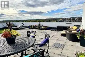40 Harding Boulevard Unit# PH15, Richmond Hill (Harding), Ontario L4C9S5, 2 Bedrooms Bedrooms, ,2 BathroomsBathrooms,Condo,For Sale,Harding,N11985262