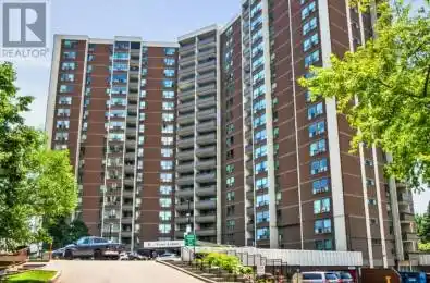 15 Vicora Linkway Unit# 1510 Unit# 1510 Toronto Ontario M3C1A7