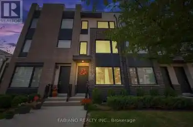 55 Thomas Mulholland Drive Unit# 8 Toronto (Downsview-Roding-CFB) Onta