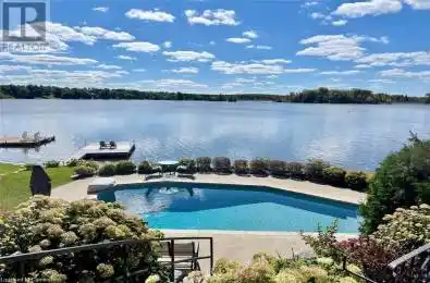 11 LAKE Avenue Puslinch Ontario N3C2V4