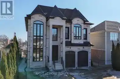 43 William Cragg Drive Toronto (Downsview-Roding-CFB) Ontario M3M1T8