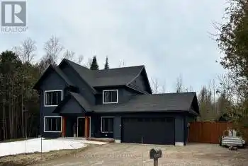 19 Laurdo Crescent, South Bruce Peninsula, Ontario N0H2T0, 3 Bedrooms Bedrooms, ,3 BathroomsBathrooms,All Houses,For Sale,Laurdo,X12030629