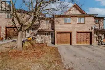 10 Sawmill Road Unit# 32, Barrie (Ardagh), Ontario L4N6X3, 4 Bedrooms Bedrooms, ,3 BathroomsBathrooms,All Houses,For Sale,Sawmill,S12030943
