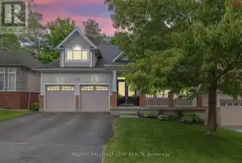 14 OAKMONT Avenue, Oro-Medonte (Horseshoe Valley), Ontario L0L2L0, 3 Bedrooms Bedrooms, ,3 BathroomsBathrooms,All Houses,For Sale,OAKMONT,S12031151
