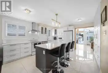 12 Mckeown Street, New Tecumseth (Beeton), Ontario L0G1A0, 5 Bedrooms Bedrooms, ,5 BathroomsBathrooms,All Houses,For Sale,Mckeown,N12031378