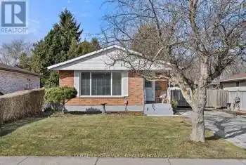 65 Arthur Street, St. Catharines (437 - Lakeshore), Ontario L2M1H4, 4 Bedrooms Bedrooms, ,2 BathroomsBathrooms,All Houses,For Sale,Arthur,X12031298