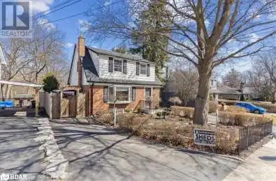 52 MARY Street Brampton Ontario L6W2R2