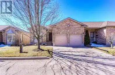 900 Doon Village Road Unit# 4 Kitchener Ontario N2P1A4