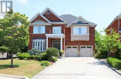 3 Crowling Court Richmond Hill (Oak Ridges) Ontario L4E3Y6