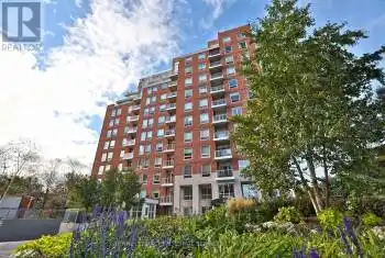 40 Old Mill Road Unit# PH2, Oakville (1014 - QE Queen Elizabeth), Ontario L6J7W2, 2 Bedrooms Bedrooms, ,1 BathroomBathrooms,Condo,For Sale,Old Mill,W12031813