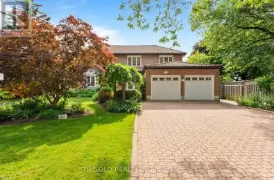 32 Addington Square Markham (Unionville) Ontario L3R7N1