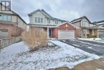 116 Clare Avenue, Welland (771 - Coyle Creek), Ontario L3C0B7, 5 Bedrooms Bedrooms, ,4 BathroomsBathrooms,All Houses,For Sale,Clare,X12033587