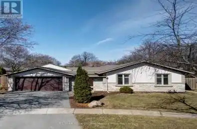 2422 Upton Court Oakville (1020 - WO West) Ontario L6L5E4