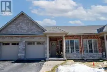 11 Wingett Way, Smith-Ennismore-Lakefield (Lakefield), Ontario K0L2H0, 2 Bedrooms Bedrooms, ,1 BathroomBathrooms,All Houses,For Sale,Wingett,X12033560