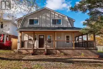 1076 Line Avenue, Pelham (662 - Fonthill), Ontario L3C3C3, 3 Bedrooms Bedrooms, ,3 BathroomsBathrooms,All Houses,For Sale,Line,X12033664