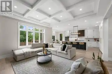 262 Senlac Road Toronto (Willowdale West) Ontario M2R1P8