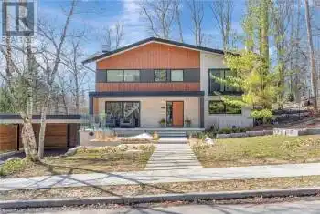 53 ROOSEVELT Avenue, Waterloo, Ontario N2L2N3, 3 Bedrooms Bedrooms, ,4 BathroomsBathrooms,All Houses,For Sale,ROOSEVELT,40708486