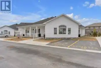 53 Lowry Place, Loyalist (54 - Amherstview), Ontario K7N0E2, 2 Bedrooms Bedrooms, ,1 BathroomBathrooms,All Houses,For Sale,Lowry,X12032790