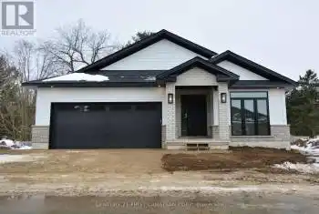 430 Head Street Unit# 17, Strathroy-Caradoc (NE), Ontario N7G2K2, 2 Bedrooms Bedrooms, ,2 BathroomsBathrooms,All Houses,For Sale,Head,X12034246