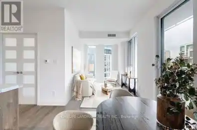 292 Verdale Crossing Unit# 903 Markham (Unionville) Ontario L6G0H6