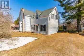 Taylor Street, South Bruce Peninsula, Ontario N0H2T0, 3 Bedrooms Bedrooms, ,3 BathroomsBathrooms,All Houses,For Sale,Taylor,X12034805