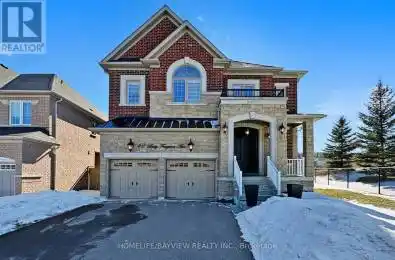 42 Lady Fenyrose Avenue Vaughan (Patterson) Ontario L6A0E2