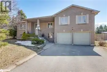 2285 MEADOWLAND ST Street, Innisfil, Ontario L0L1K0, 3 Bedrooms Bedrooms, ,3 BathroomsBathrooms,All Houses,For Sale,MEADOWLAND ST,40707733