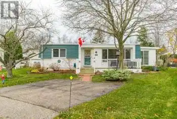 157 Mississauga Place, Lambton Shores (Grand Bend), Ontario N0M1T0, 2 Bedrooms Bedrooms, ,1 BathroomBathrooms,Commercial,For Sale,Mississauga,X10433039