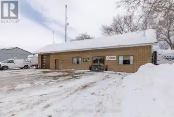 5206 County Rd 9 Road, Clearview (New Lowell), Ontario L0M1N0, ,2 BathroomsBathrooms,Commercial,For Sale,County Rd 9,S12035874