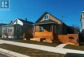 74 Sixth Street, Welland (773 - Lincoln/Crowland), Ontario L3B5A8, 2 Bedrooms Bedrooms, ,1 BathroomBathrooms,All Houses,For Sale,Sixth,X12036268