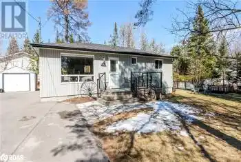 756 ROBERTS Road, Innisfil, Ontario L9S2E4, 2 Bedrooms Bedrooms, ,1 BathroomBathrooms,All Houses,For Sale,ROBERTS,40707822