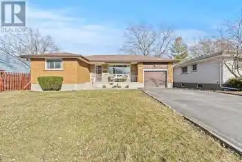 48 Valencourt Drive, Welland (767 - N. Welland), Ontario L3C1M8, 4 Bedrooms Bedrooms, ,2 BathroomsBathrooms,All Houses,For Sale,Valencourt,X12036340