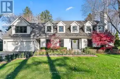 205 Forestwood Drive Oakville (1011 - MO Morrison) Ontario L6J4E5