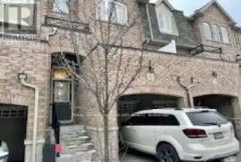 82 Magdalene Crescent, Brampton (Heart Lake East), Ontario L6Z0G7, 4 Bedrooms Bedrooms, ,3 BathroomsBathrooms,All Houses,For Sale,Magdalene,W12036891