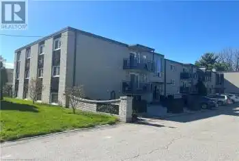 6287 O'NEIL Street Unit# 11, Niagara Falls, Ontario L2J1M6, 2 Bedrooms Bedrooms, ,1 BathroomBathrooms,Condo,For Rent,O'NEIL,40709374