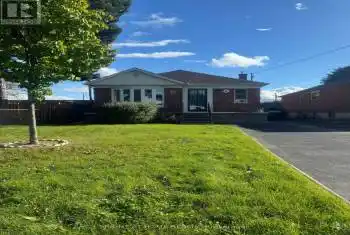 4 Waringstown Drive, Toronto (Wexford-Maryvale), Ontario M1R4H1, 3 Bedrooms Bedrooms, ,1 BathroomBathrooms,All Houses,For Rent,Waringstown,E12037285