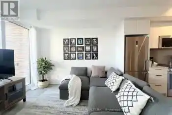 1787 St Clair Avenue Unit# 814, Toronto (Weston-Pellam Park), Ontario M6N0B7, 2 Bedrooms Bedrooms, ,1 BathroomBathrooms,Condo,For Rent,St Clair,W12037674