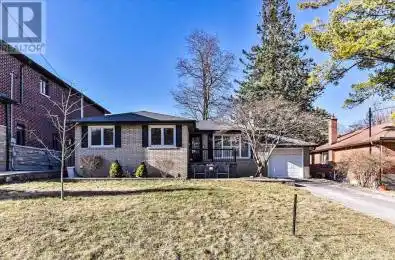 228 Island Road Toronto (Rouge) Ontario M1C2P8