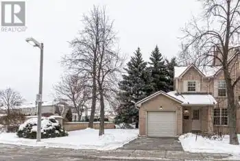 2272 Mowat Avenue Unit# 76, Oakville (1015 - RO River Oaks), Ontario L6H5L8, 4 Bedrooms Bedrooms, ,4 BathroomsBathrooms,All Houses,For Sale,Mowat,W12037913