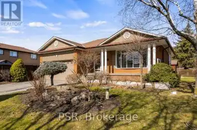 1197 Greyowl Point Mississauga (Applewood) Ontario L4Y2W3