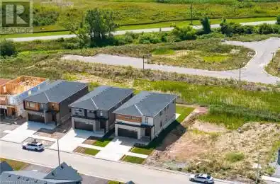 49 ALICIA Crescent Thorold Ontario L2V0M1