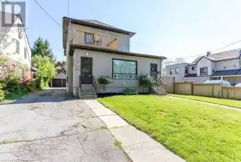 29/31 YOUNG Street, Welland (768 - Welland Downtown), Ontario L3B4C5, 7 Bedrooms Bedrooms, ,2 BathroomsBathrooms,All Houses,For Sale,YOUNG,X12038679